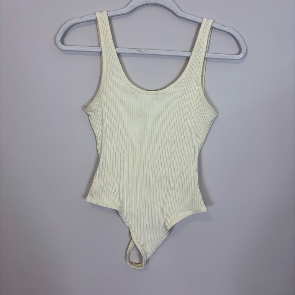 Wilfred Free Aritzia Ivory Ribbed Tank Top Bodysuit Size Medium